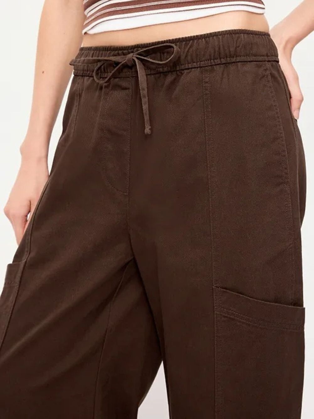 Old Navy Mid-Rise Barrel-Leg Utility Pants Baggy Skater Espresso NWT Small Tall - Picture 3 of 3